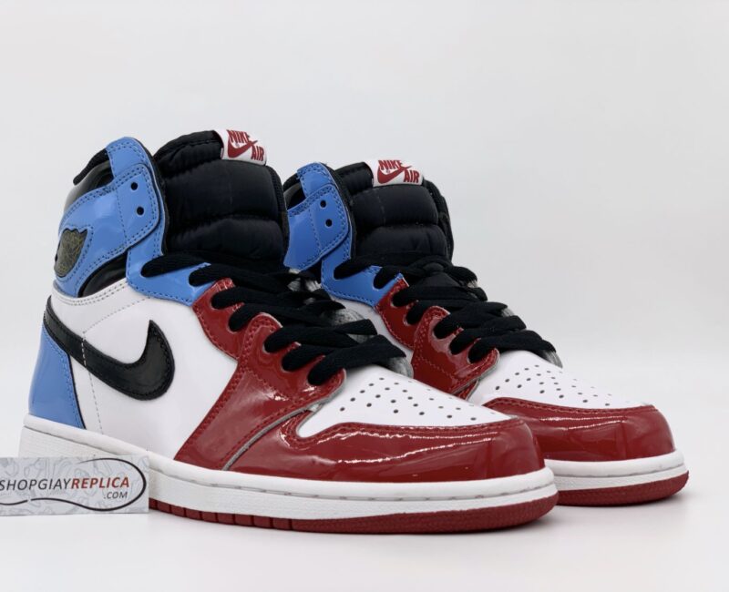 giày Air Jordan 1 Retro High Fearless UNC Chicago