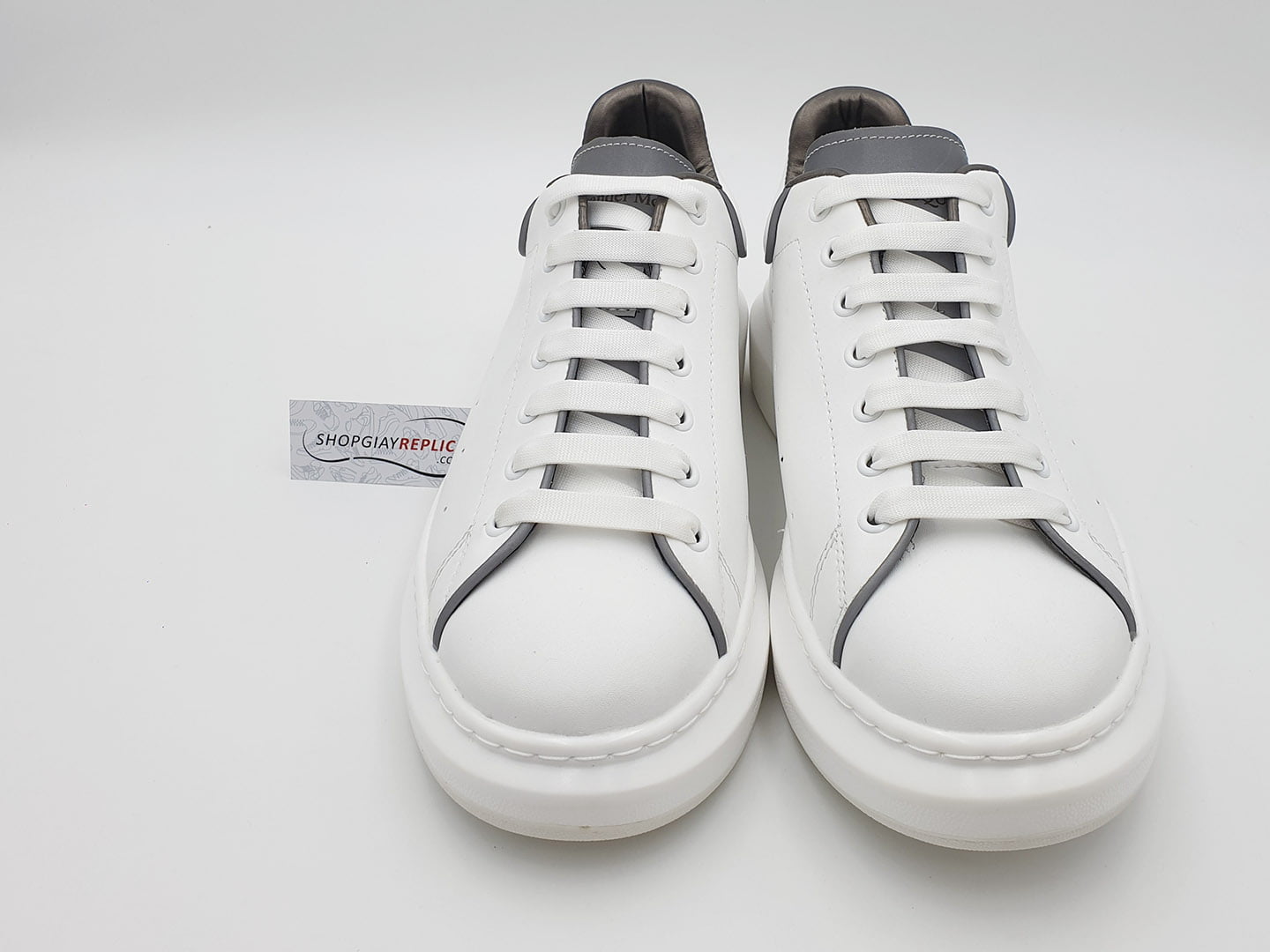 giày alexander mcqueen phản quang replica 11