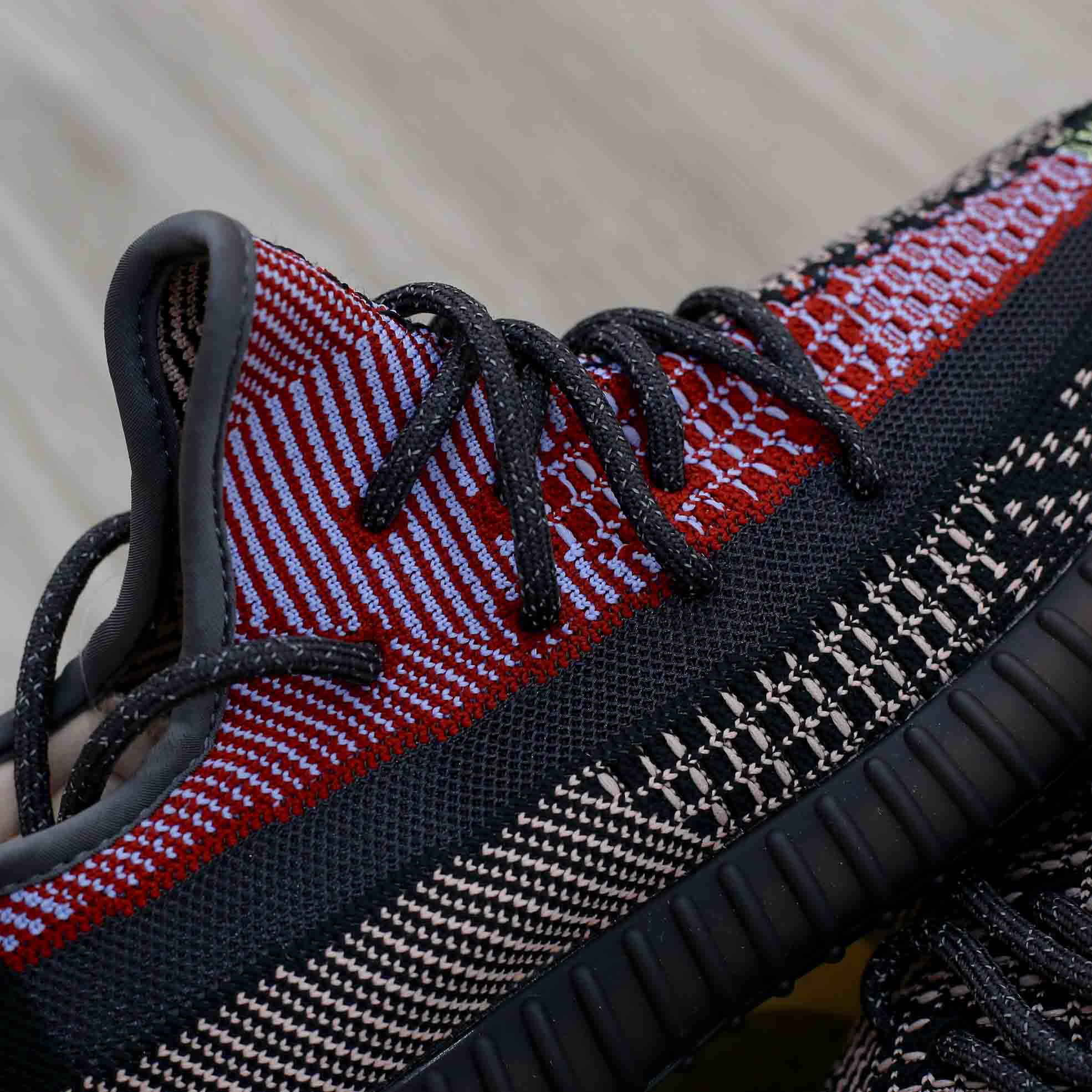 gót Giày Adidas Yeezy 350 V2 Yecheil Reflective phản quang rep 1:1
