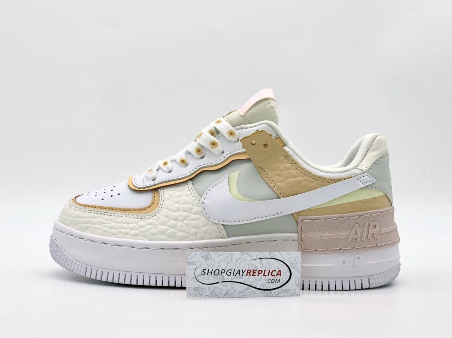 Nike Air Force 1 Shadow 'Daisy' Spruce Aura 11