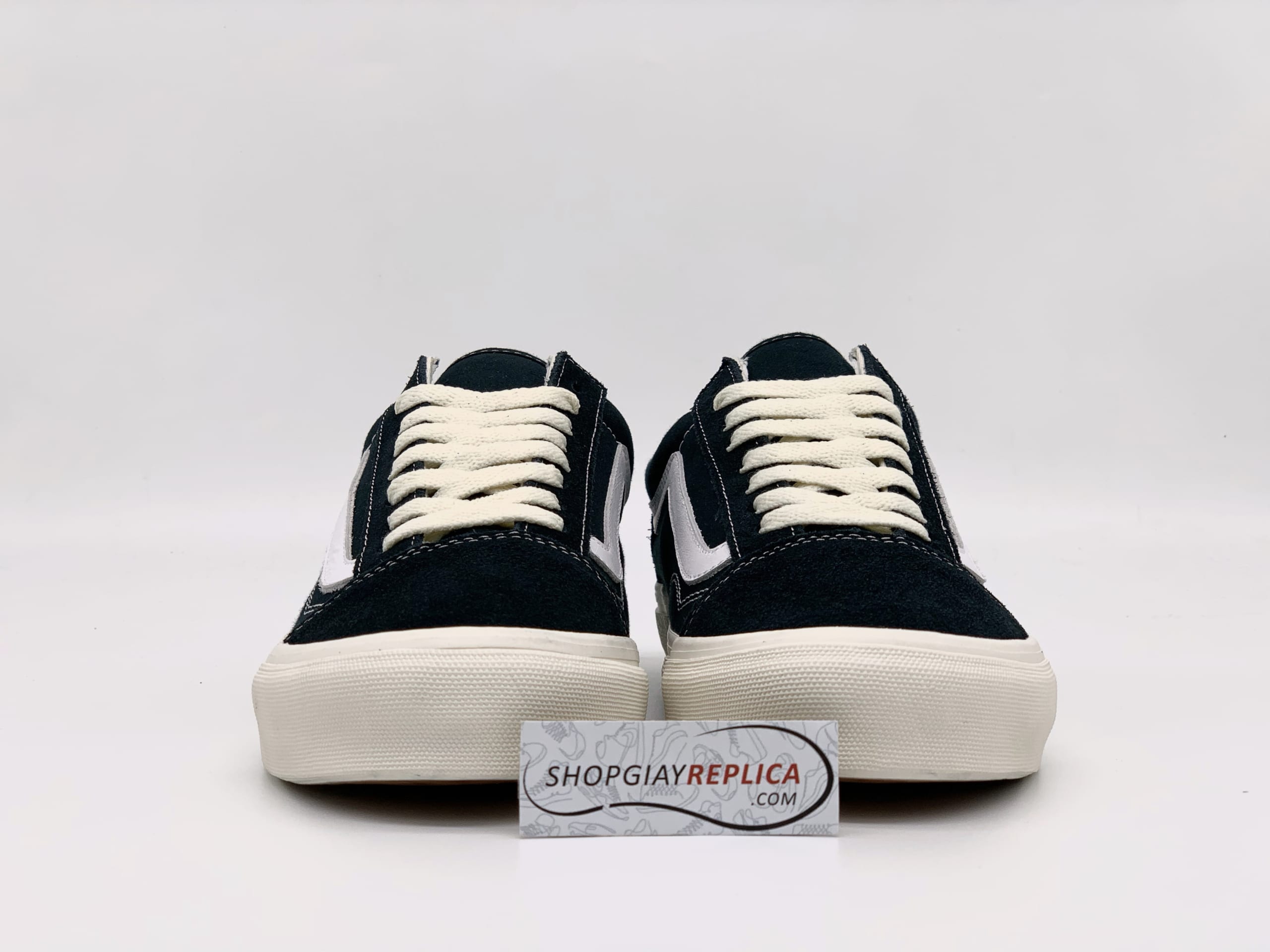 Vans Vault Old Skool Black White