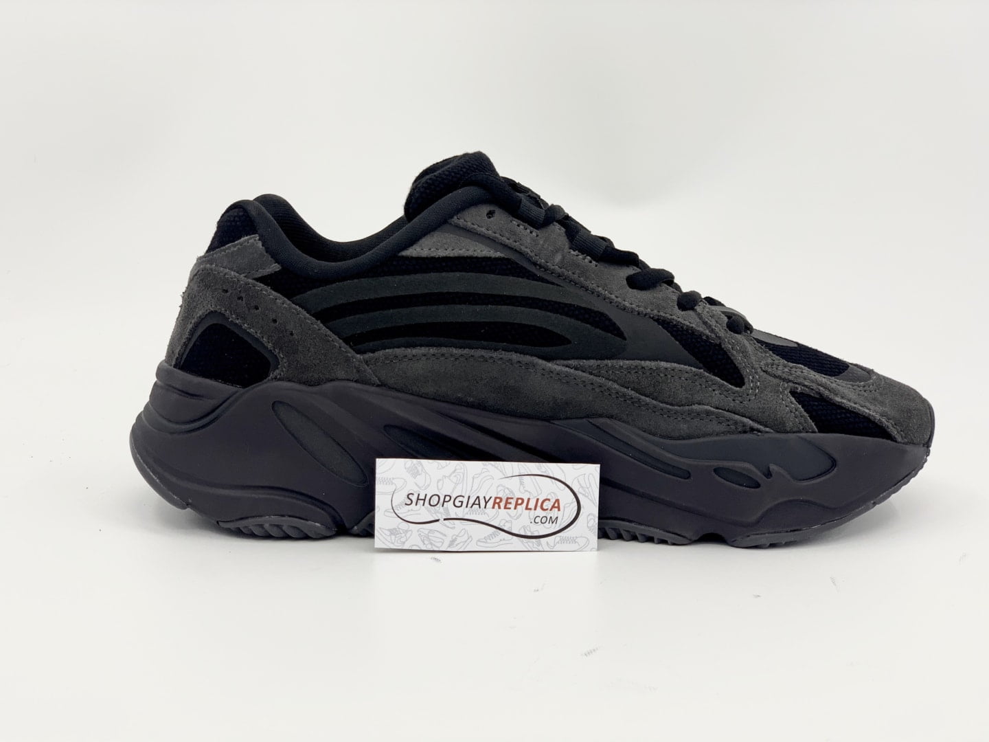 Giày Adidas Yeezy 700 V2 Vanta