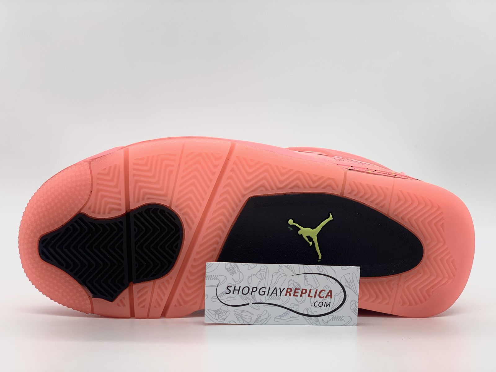 Jordan 4 Retro Hot Punch