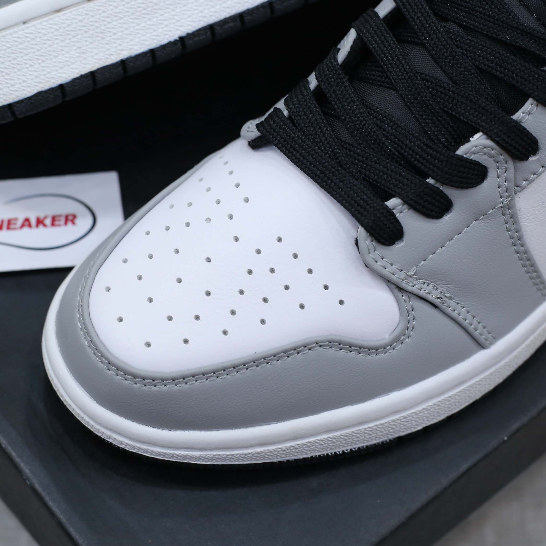 giày air jordan 1 light smoke grey
