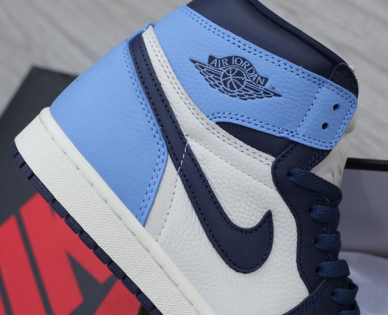 Giày Nike Air Jordan 1 Retro High Obsidian UNC
