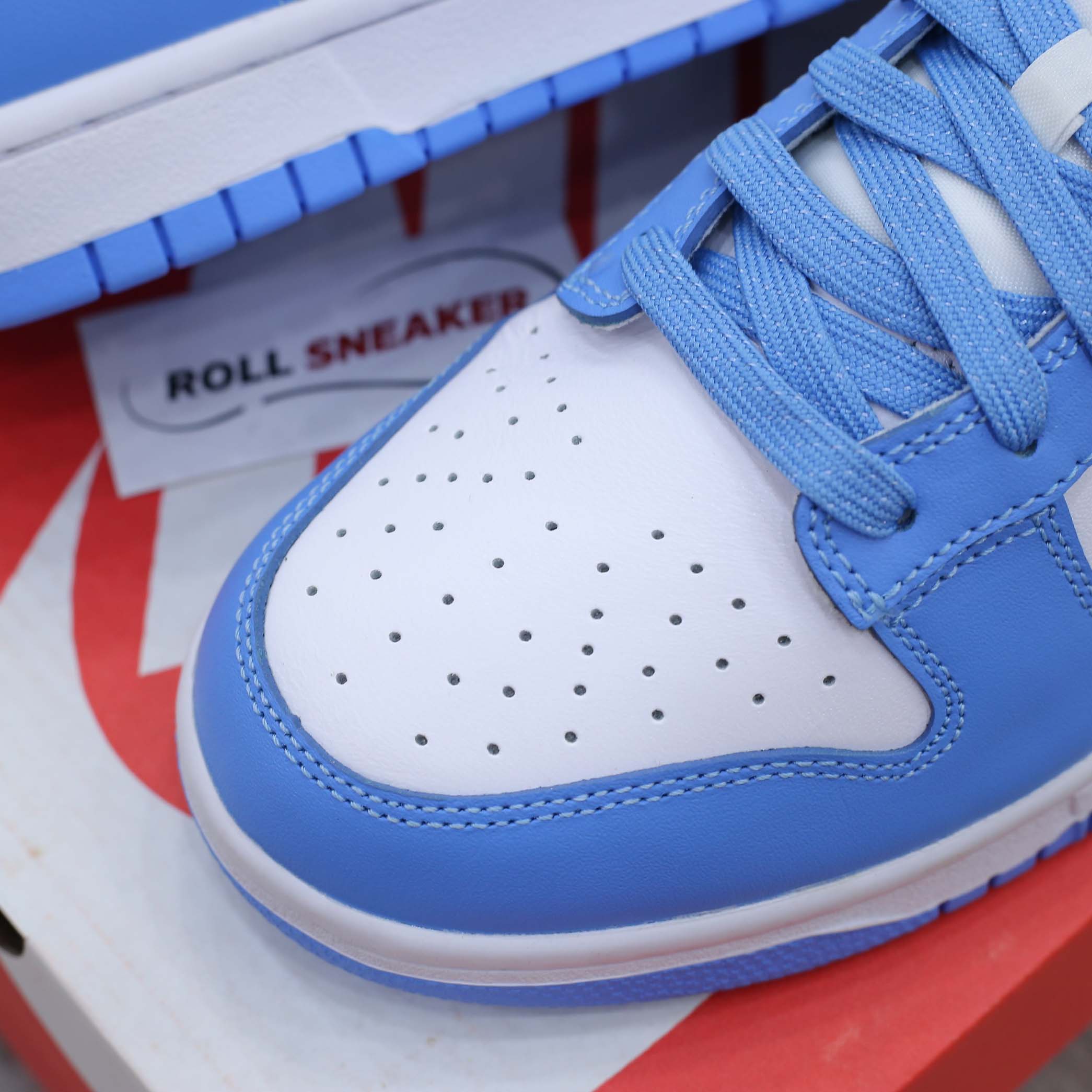 toebox nike dunk low xanh