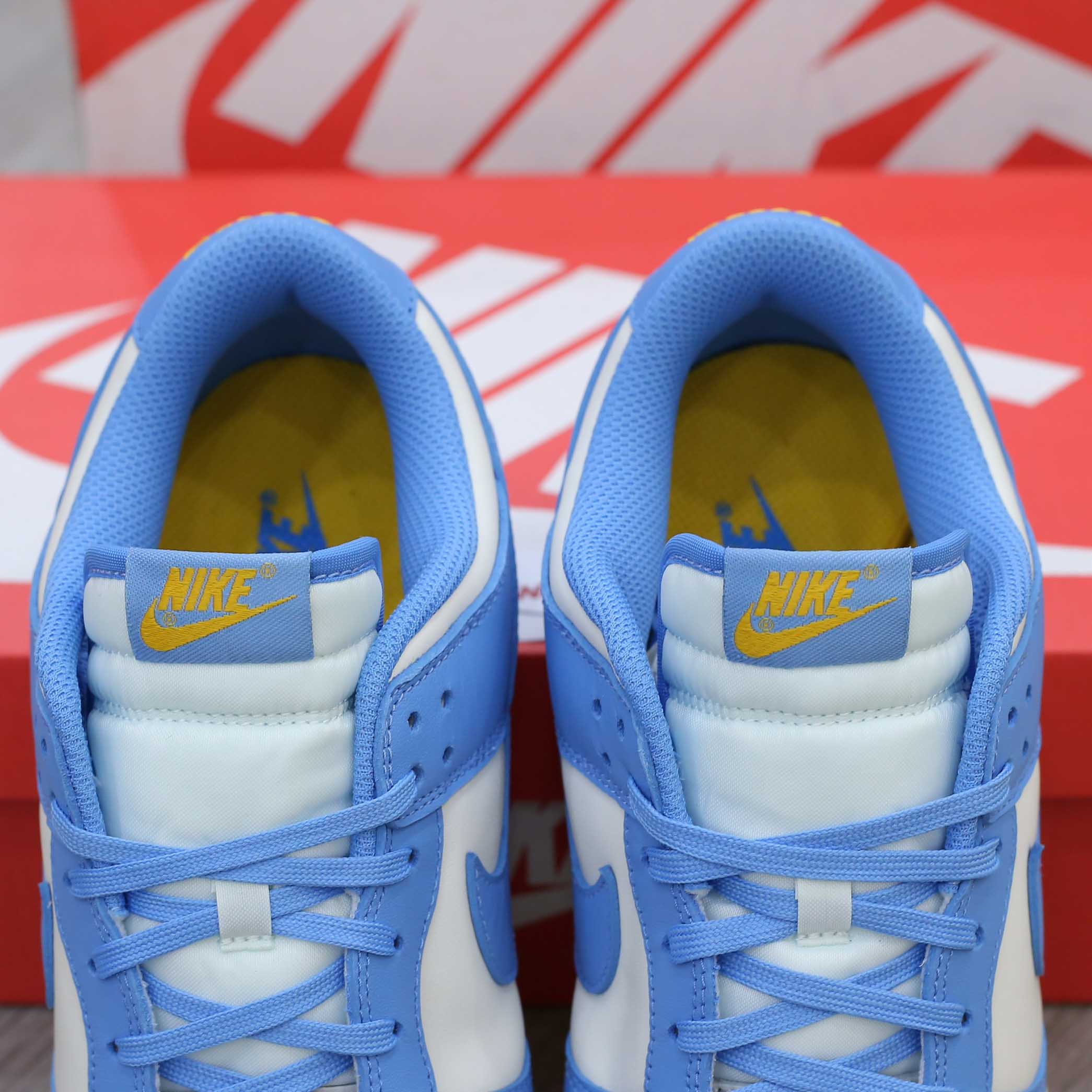 giày Nike Dunk Low Coast