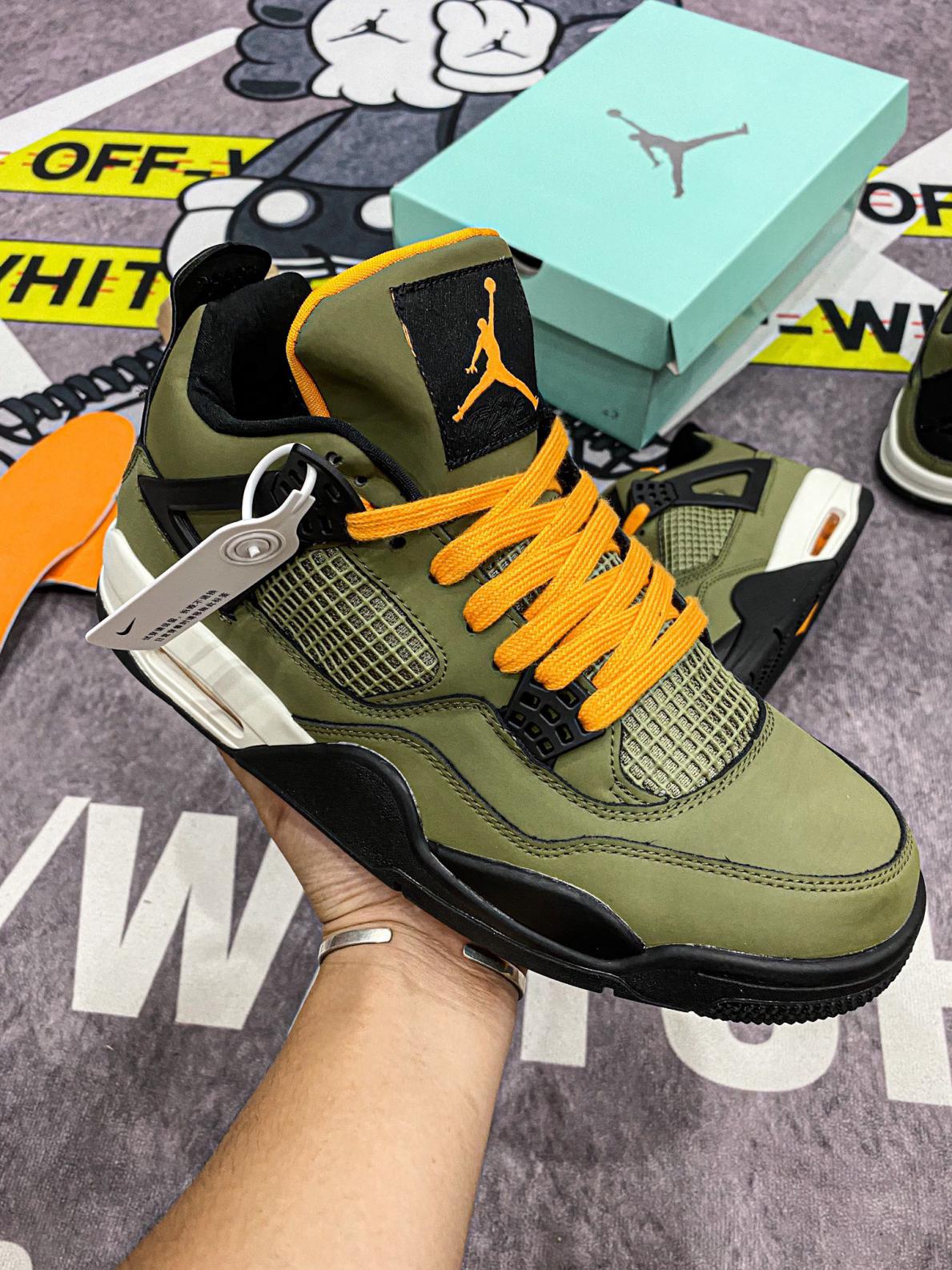 Air Jordan 4 Retro Undefeated