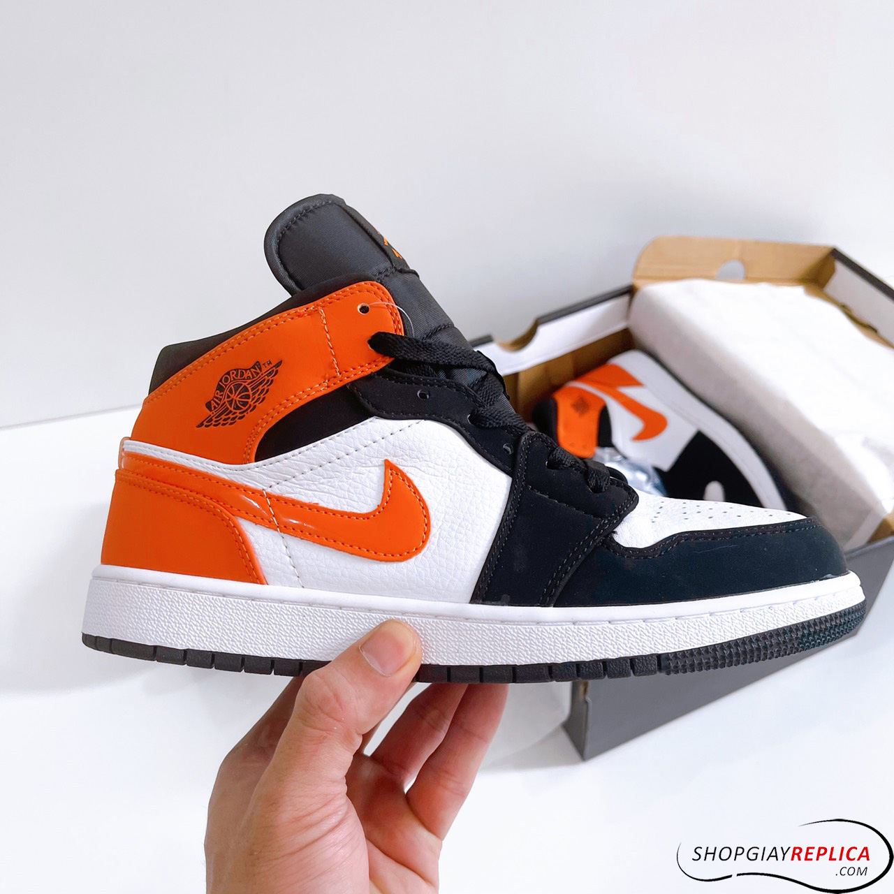 Giày Nike Air Jordan 1 Mid Shattered Backboard Rep 1:1