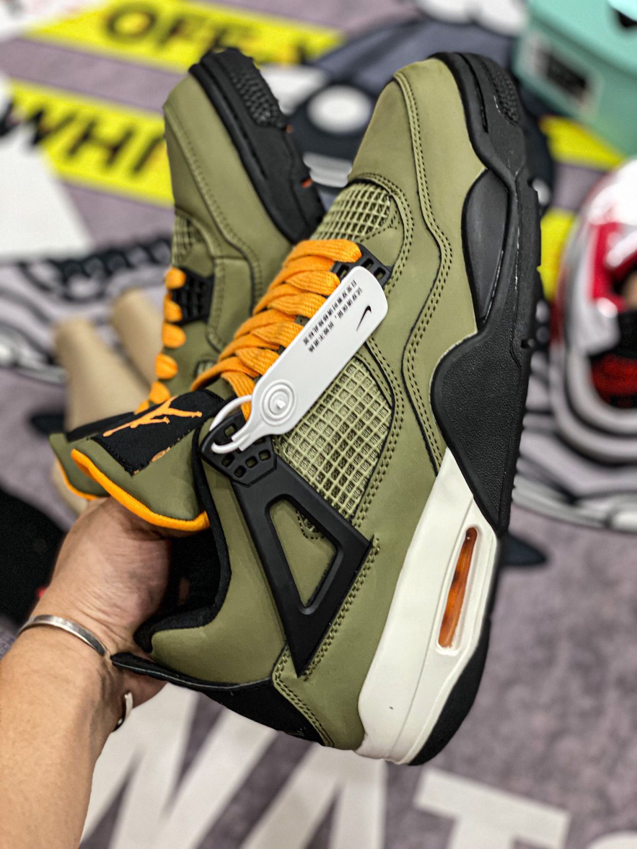giày Jordan 4 Retro Undefeated Like Auth