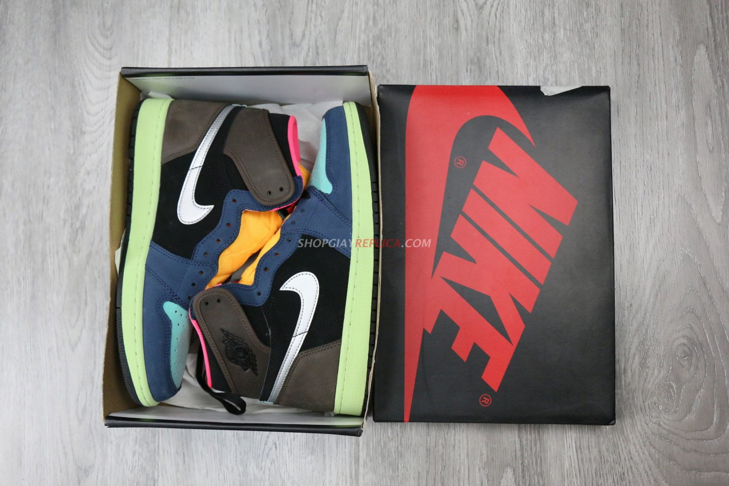 Giày Nike Air Jordan 1 Retro High Tokyo Bio Hack Like Auth