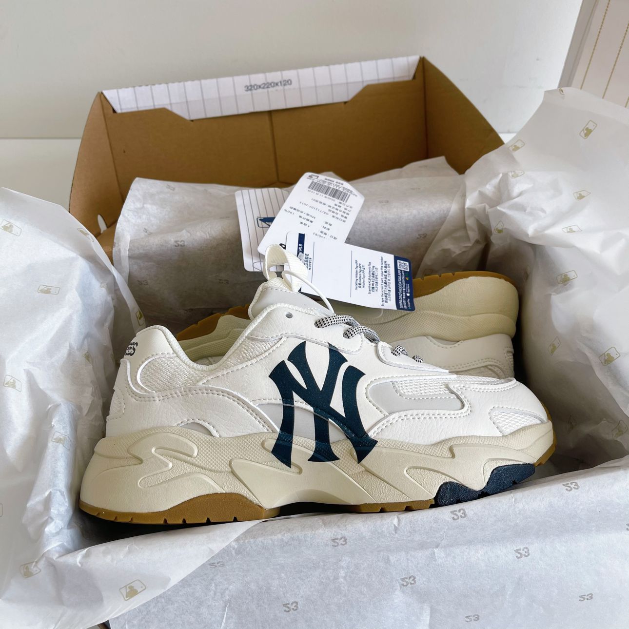 Giày Mlb Lite New York Yankees Rep 1:1