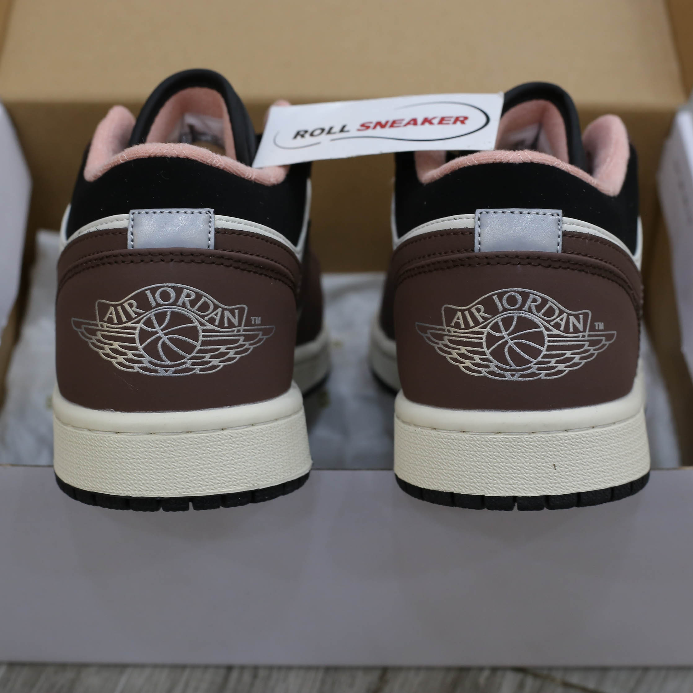 Air Jordan 1 Low Mocha Brown