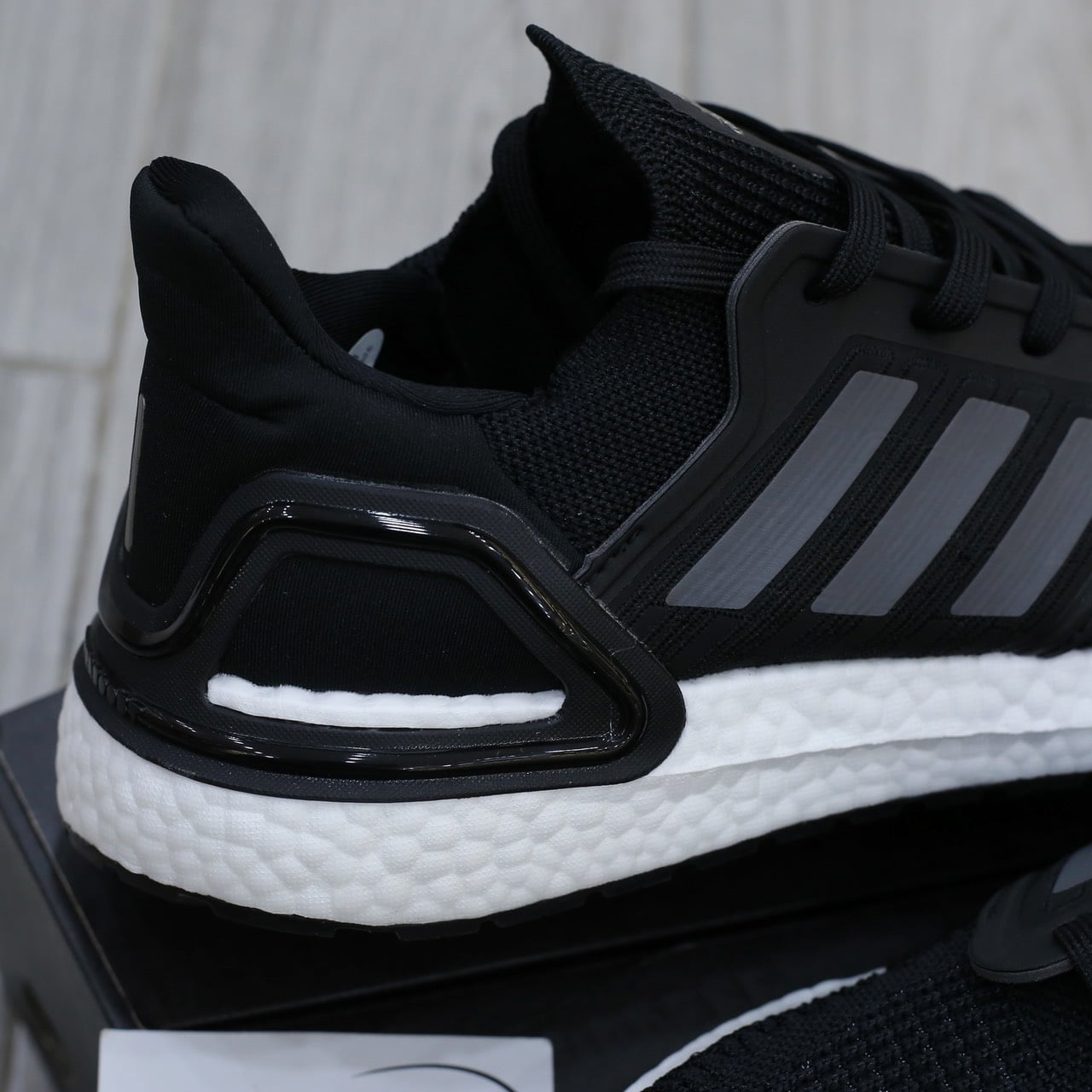 Adidas Ultra Boost 2020