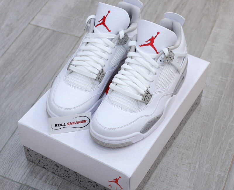 Giày Nike Air Jordan 4 White Oreo 2021 Like Auth