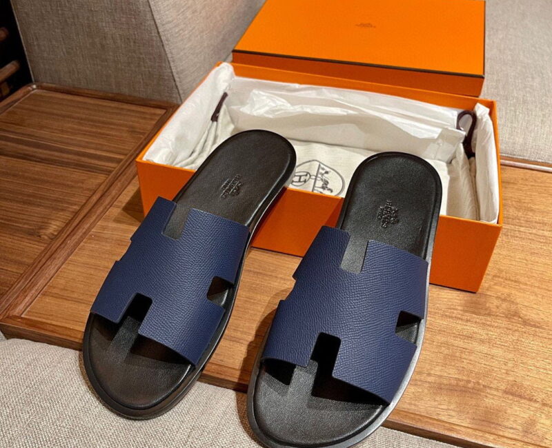 Dép Hermes Nam Da Taiga Màu Xanh Lót Đen Siêu Cấp