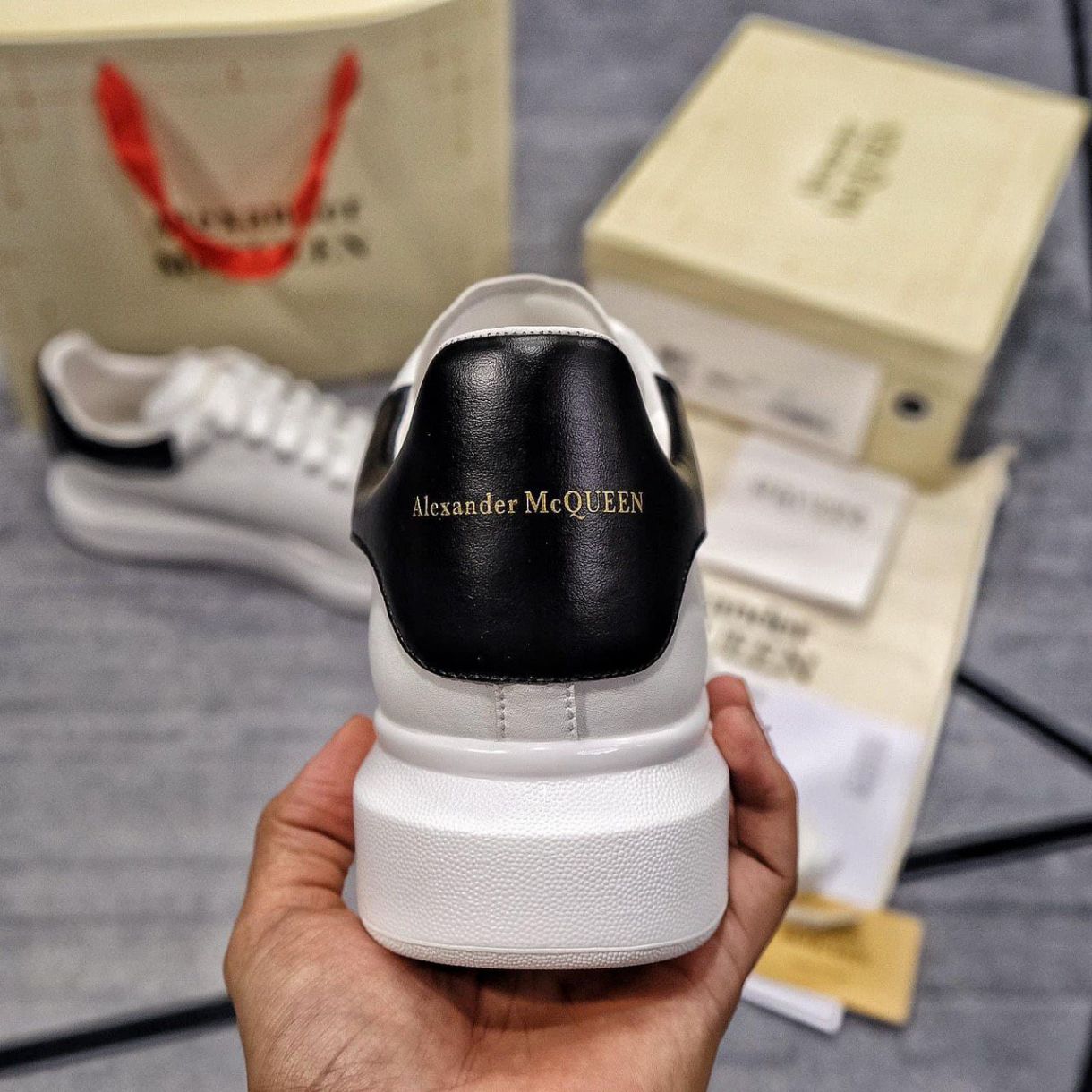 gót giày mcqueen da bóng siêu cấp