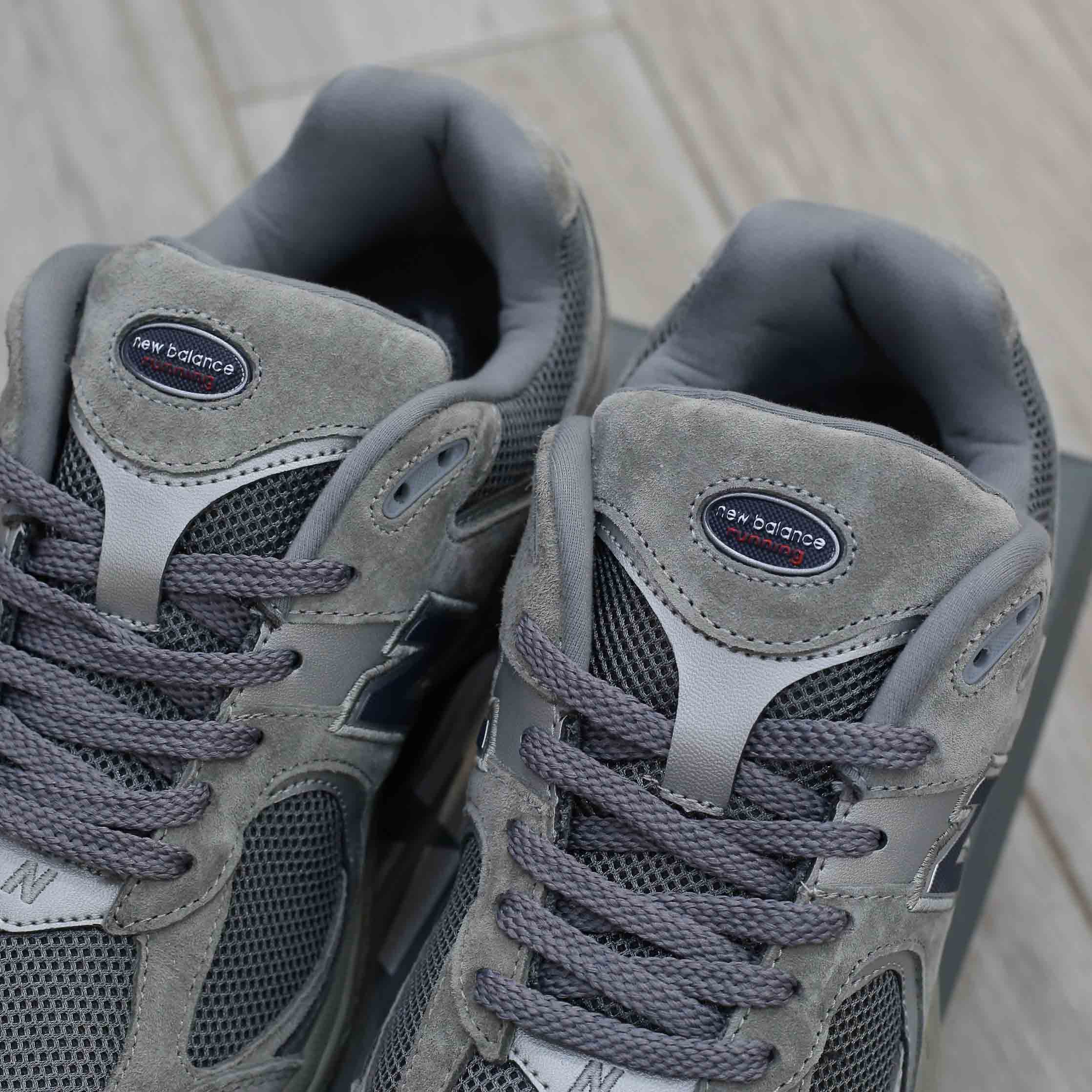 Giày New Balance 2002R OG ‘Light Grey’ rep 1:1