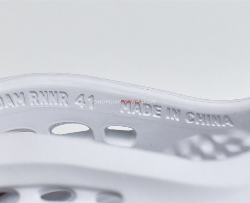 Giày Adidas Yeezy Foam Runner ‘Ararat’