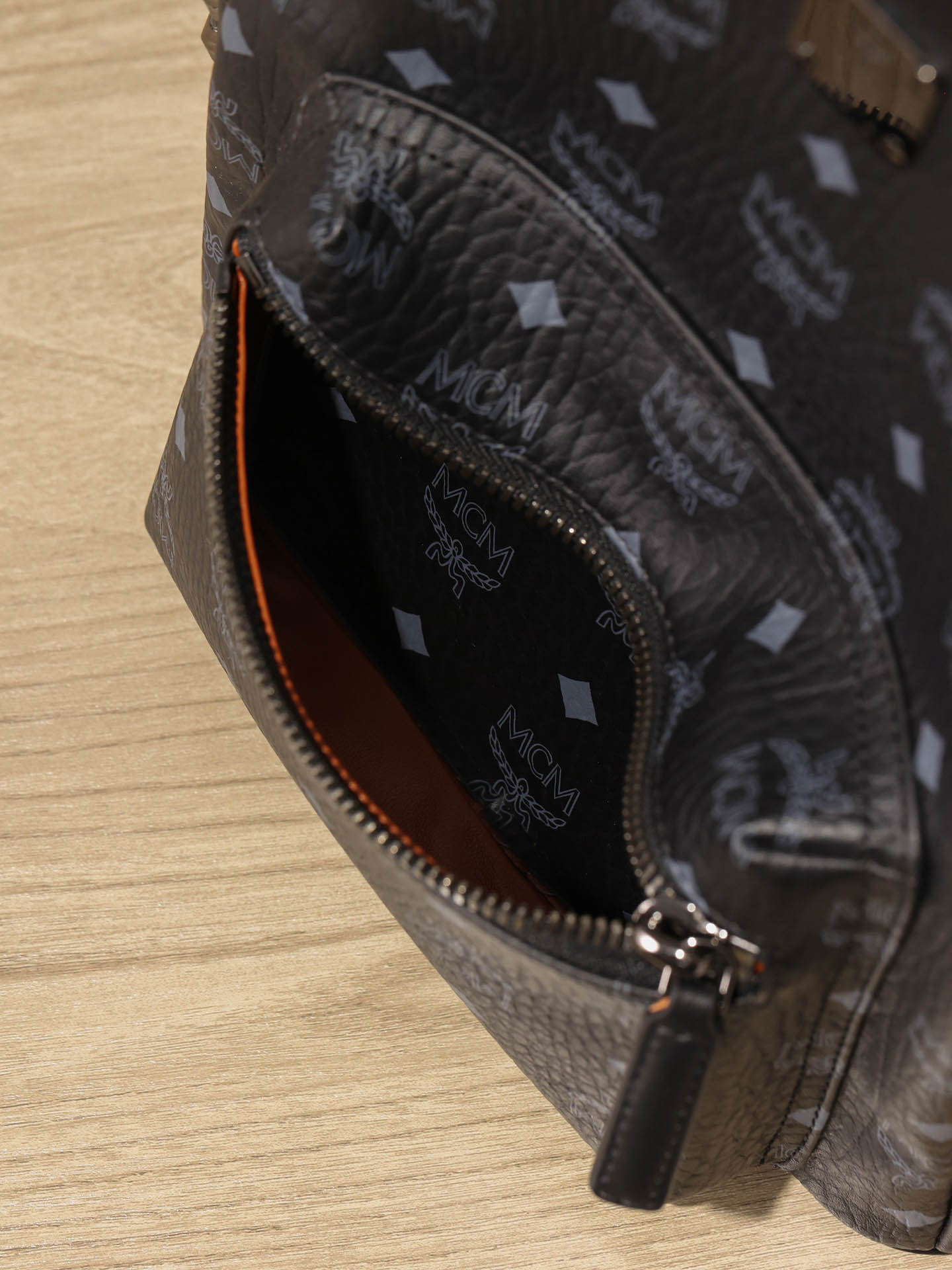 Balo MCM Stark Side Studs in Visetos Black Smalll