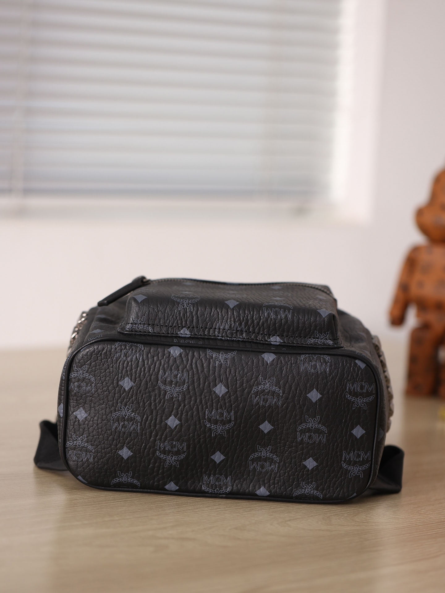 Balo MCM Stark Side Studs in Visetos Black Smalll