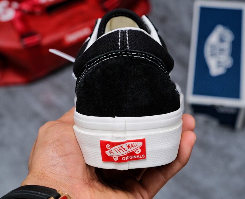 Giày Vans Vault Old Skool Black White 2019 Like Auth