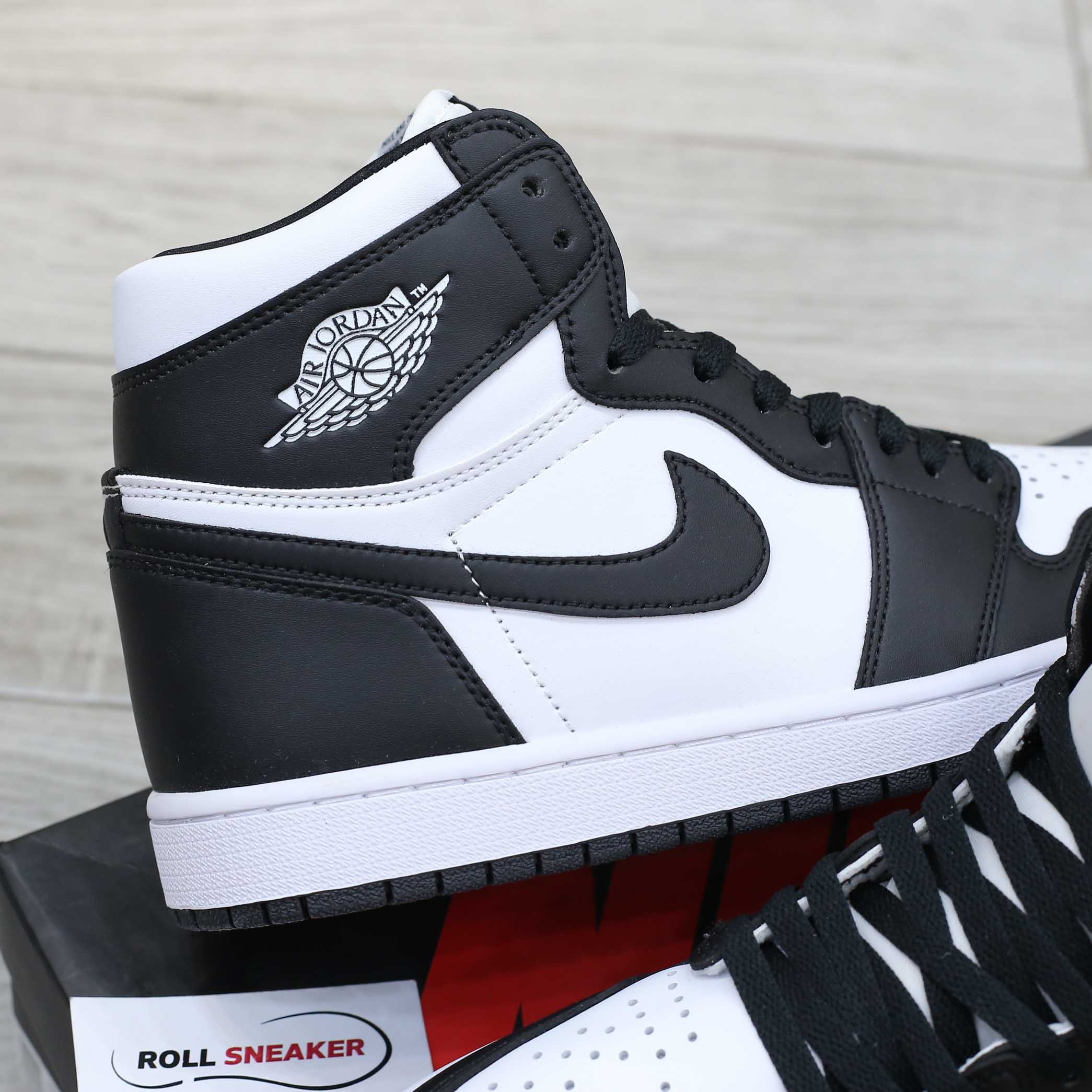 Giày Nike Air Jordan 1 Retro High Black White Like Auth