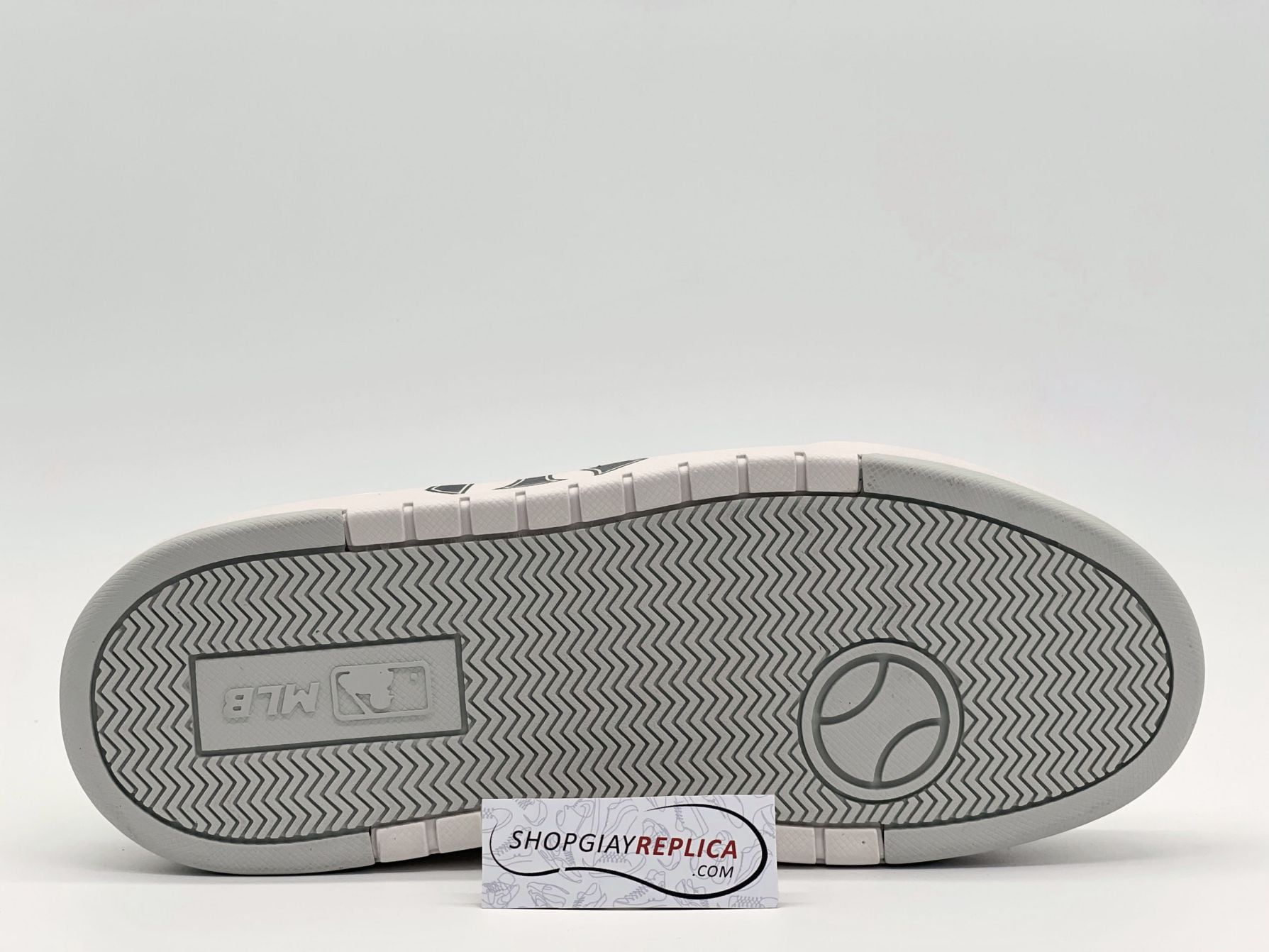 Giày MLB Chunky Liner Low New York Yankees ‘White Grey’ Like Auth
