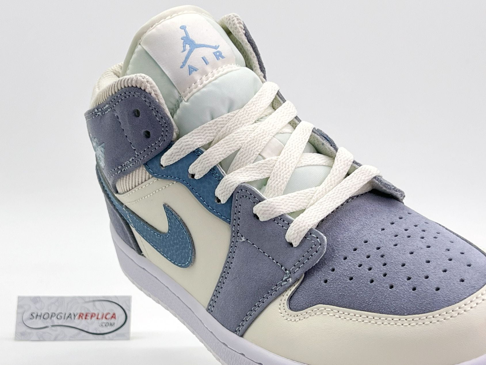 Giày Nike Air Jordan 1 Mid SE 'Sail Light Blue'