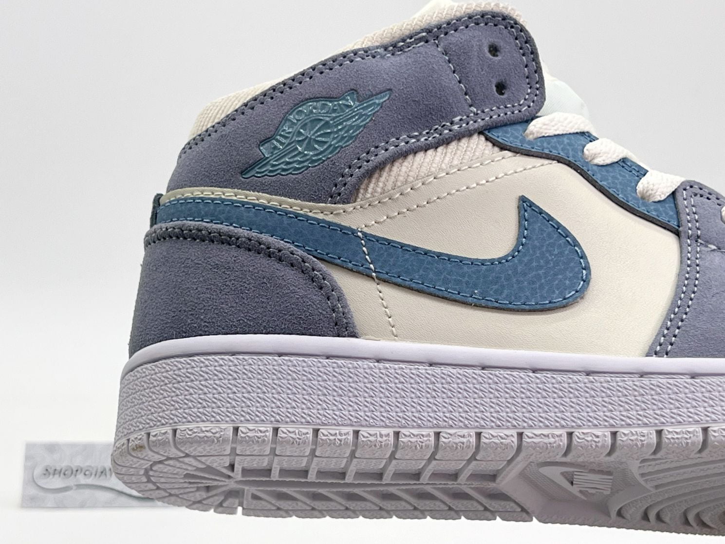 Giày Nike Air Jordan 1 Mid SE 'Sail Light Blue'