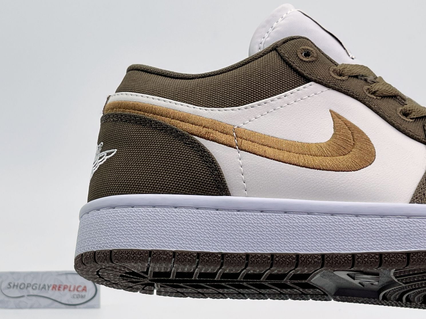 Giày Nike Air Jordan 1 Low SE ‘Light Olive’ rep 1:1