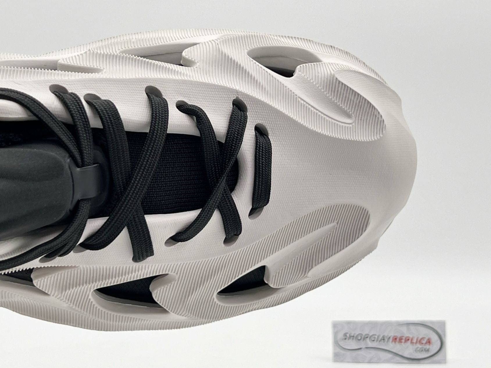 Giày Adidas AdiFOM Q “Wonder White/Core Black”