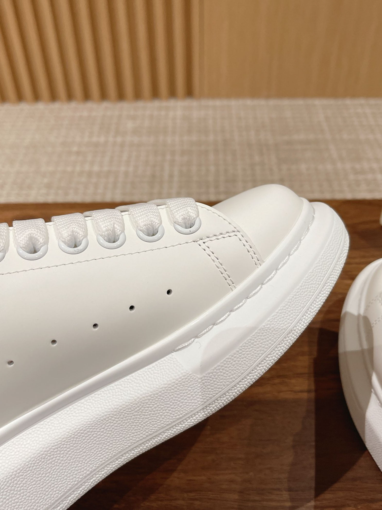 Giày Alexander McQueen Trắng gót Multicolor
