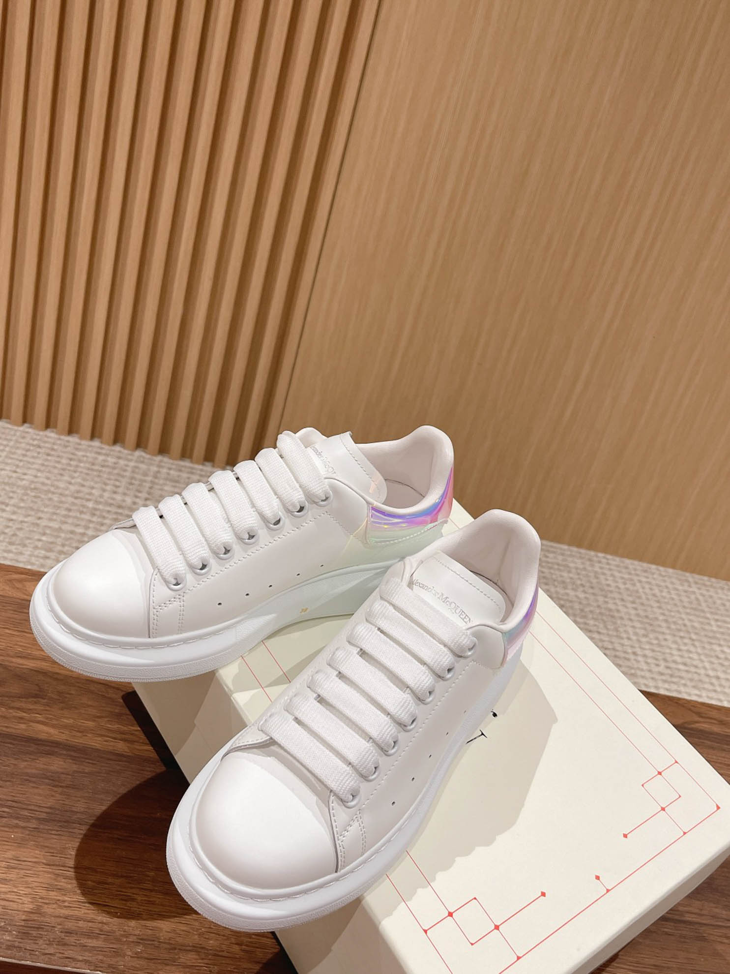 Giày Alexander McQueen Trắng gót Multicolor
