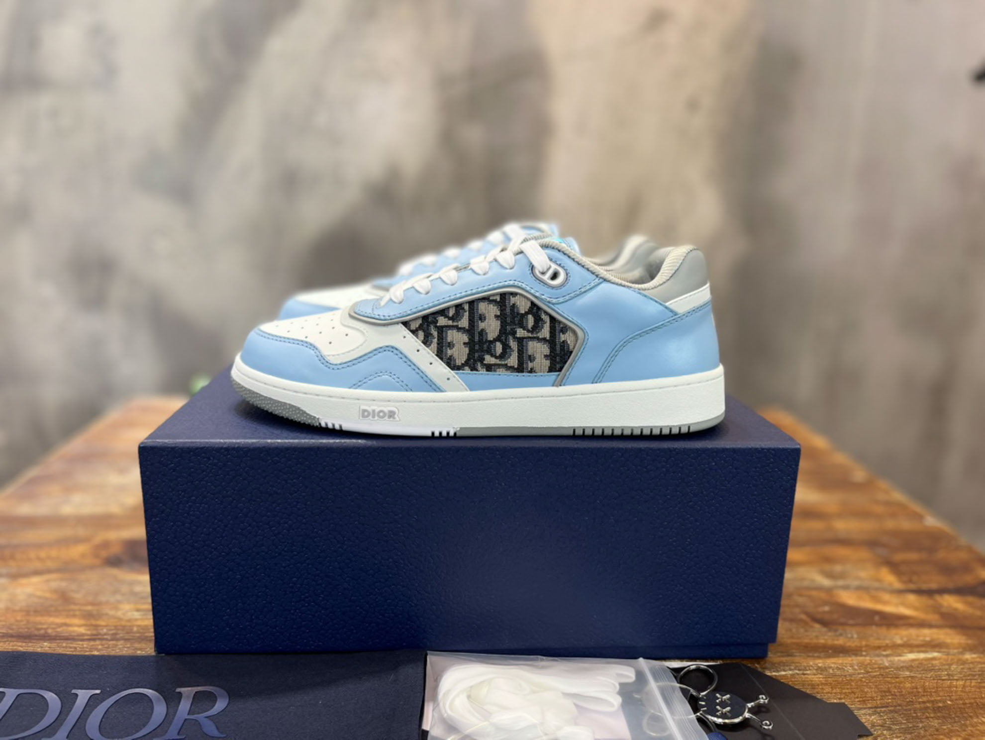 Giày Dior B27 Low Light Blue and White Gray họa tiết vải Dior Oblique Jacquard Like Auth