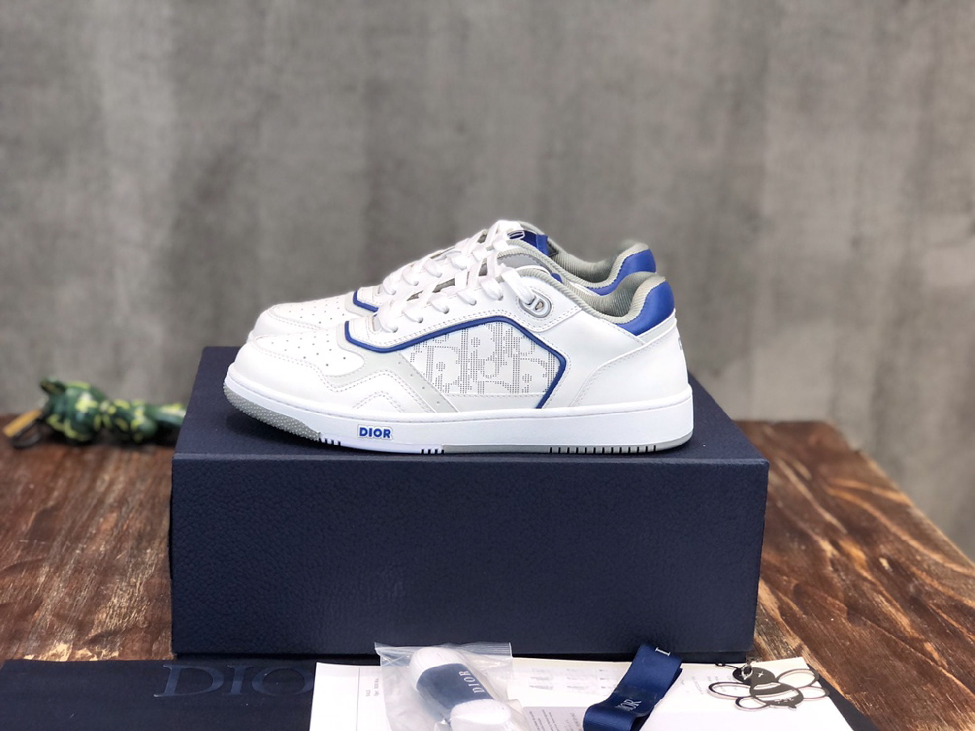 Giày Dior B27 Low White Blue họa tiết Dior Oblique Galaxy Like Auth