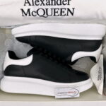 Giày Alexander McQueen Đen gót Trắng Like Auth