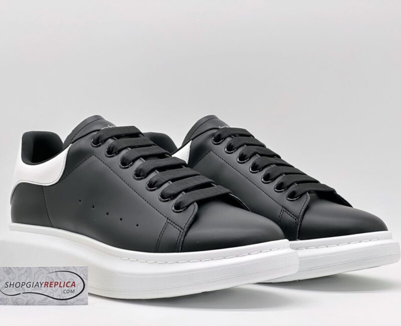 Giày McQueen Đen gót Trắng Like Auth