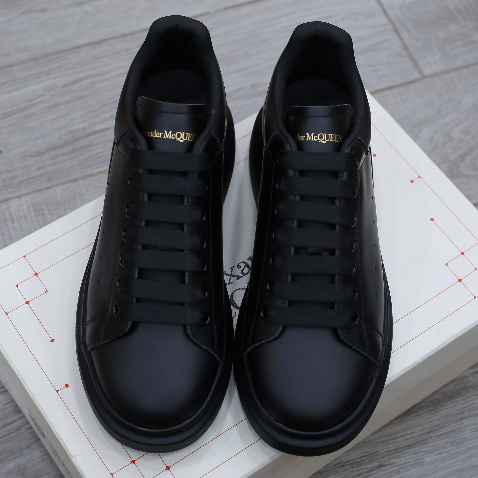 Giày Mcqueen Nam Đen Full Black Like Auth