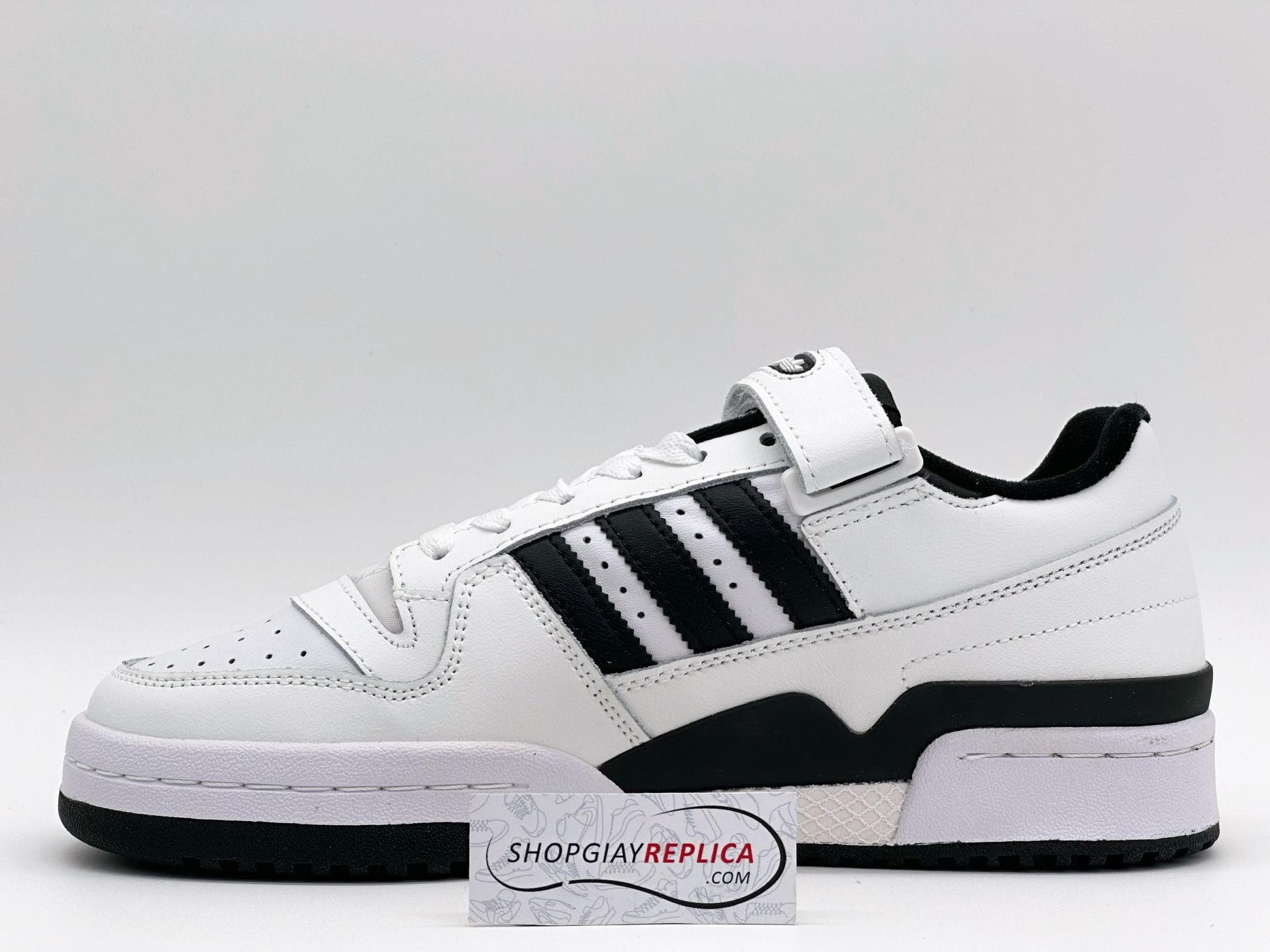 Giày Adidas Forum 84 Low White Black