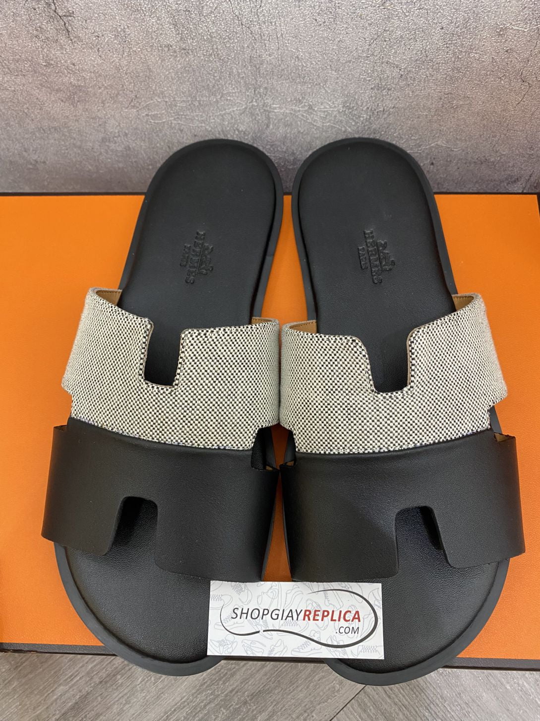 Dép Hermes Nam Canvas Bicolor Trắng Đen