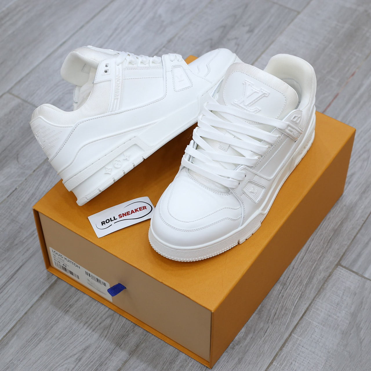 Giày Louis Vuitton Lv Trainer Full White Like Auth