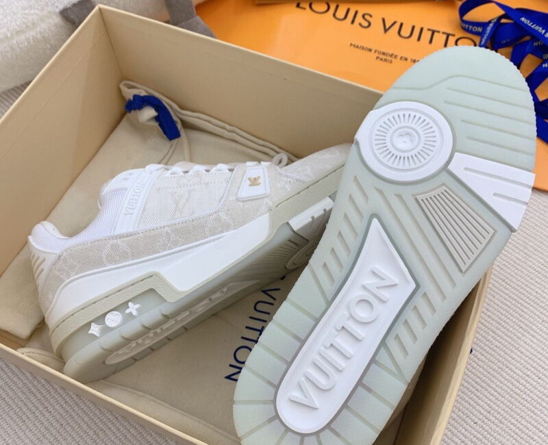 Giày Louis Vuitton LV Trainer Monogram Demin màu Beige Like Auth