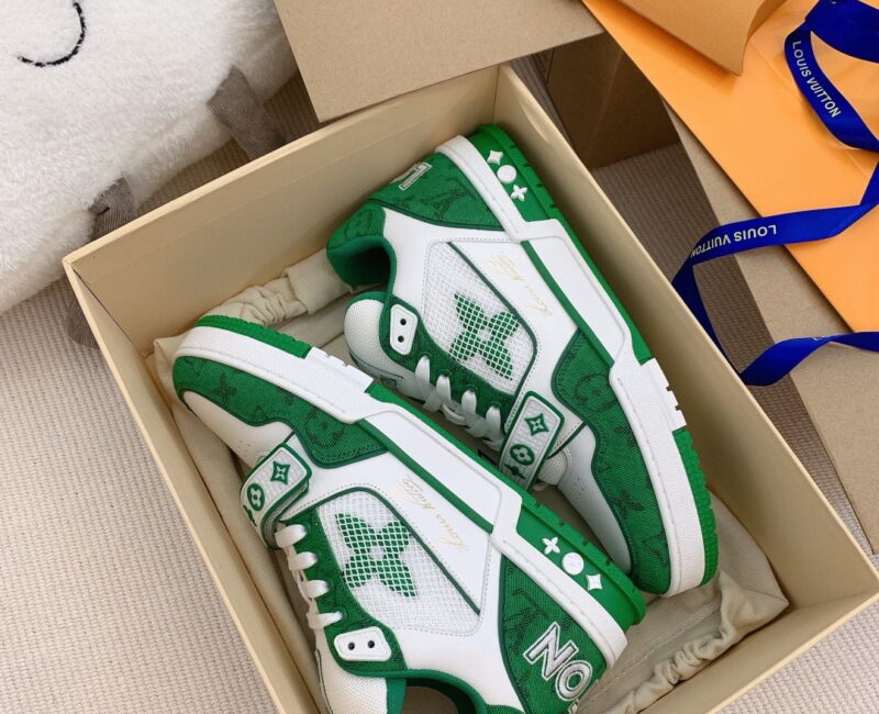 Giày Louis Vuitton Lv Trainer Monogram Xanh Green quai Velcro Like Auth