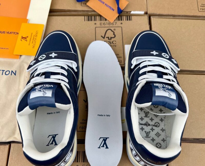 Giày Louis Vuitton Lv Trainer Monogram Navy quai Velcro Like Auth