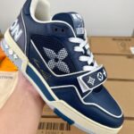 Giày Louis Vuitton Lv Trainer Monogram Navy quai Velcro Like Auth