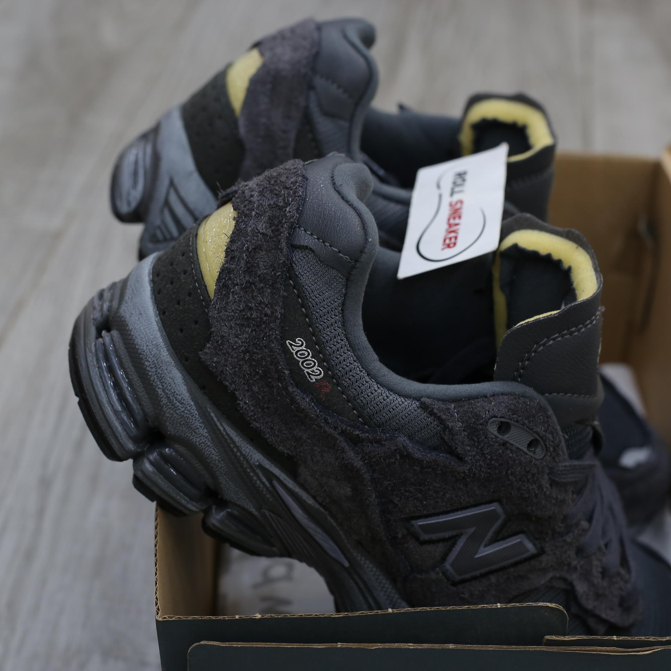 Giày New Balance 2002R Protection Pack Phantom Like Auth