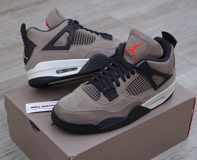 Nike Air Jordan 4 Retro ‘Taupe Haze’