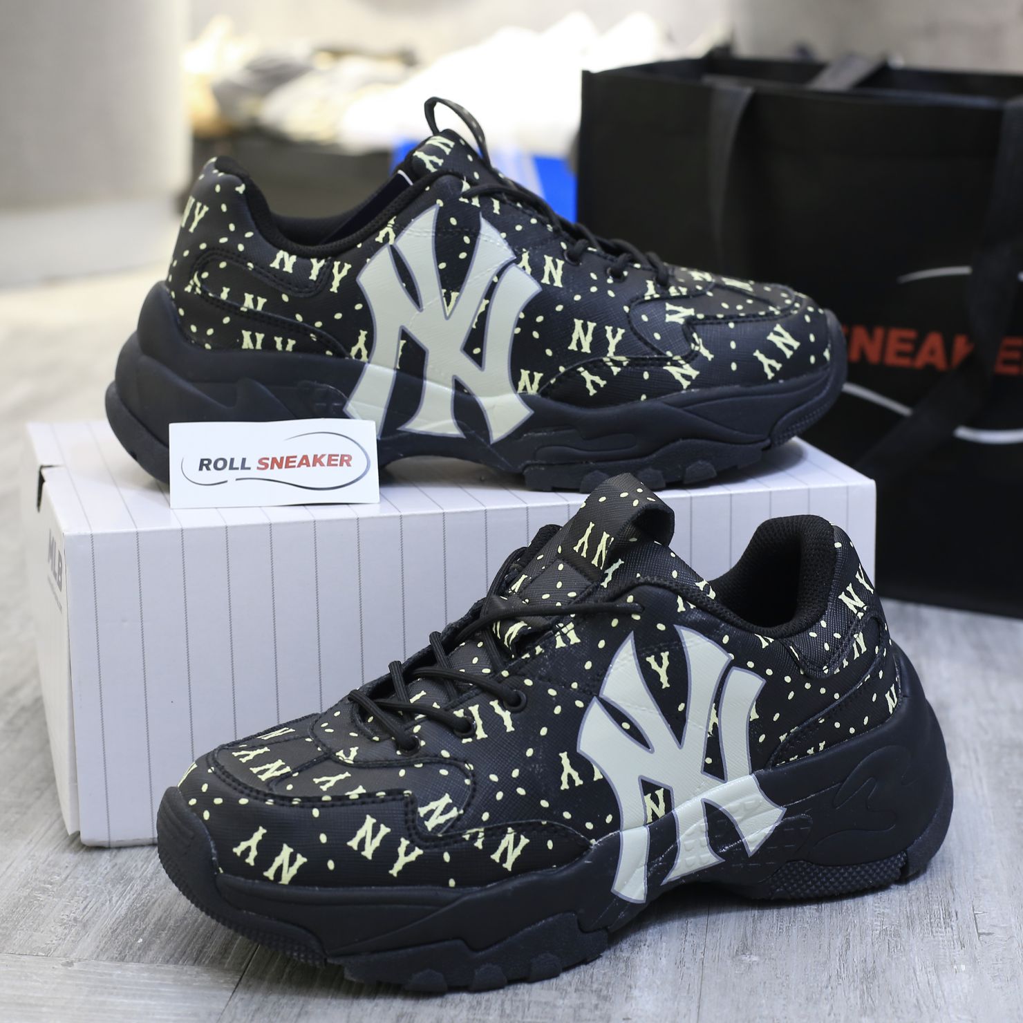 Giày MLB BigBall Chunky Saffiano Diamond Monogram New York Yankees Black Like Auth