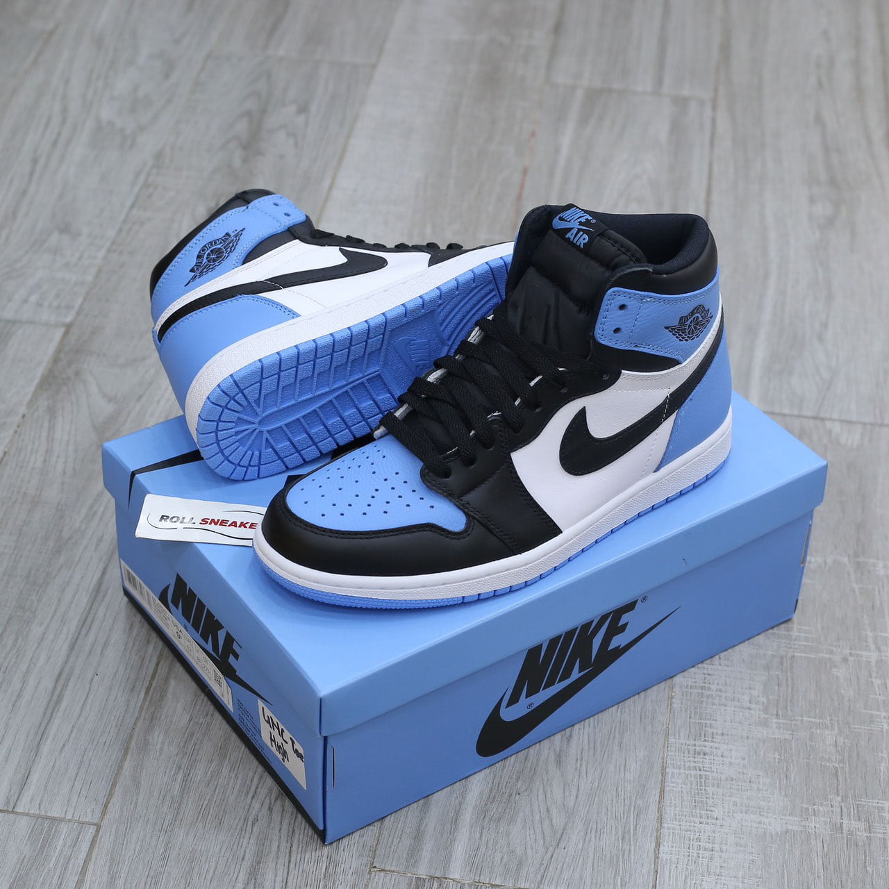 Giày Nike Air Jordan 1 Retro High OG ‘UNC Toe’ 2023 Like Auth